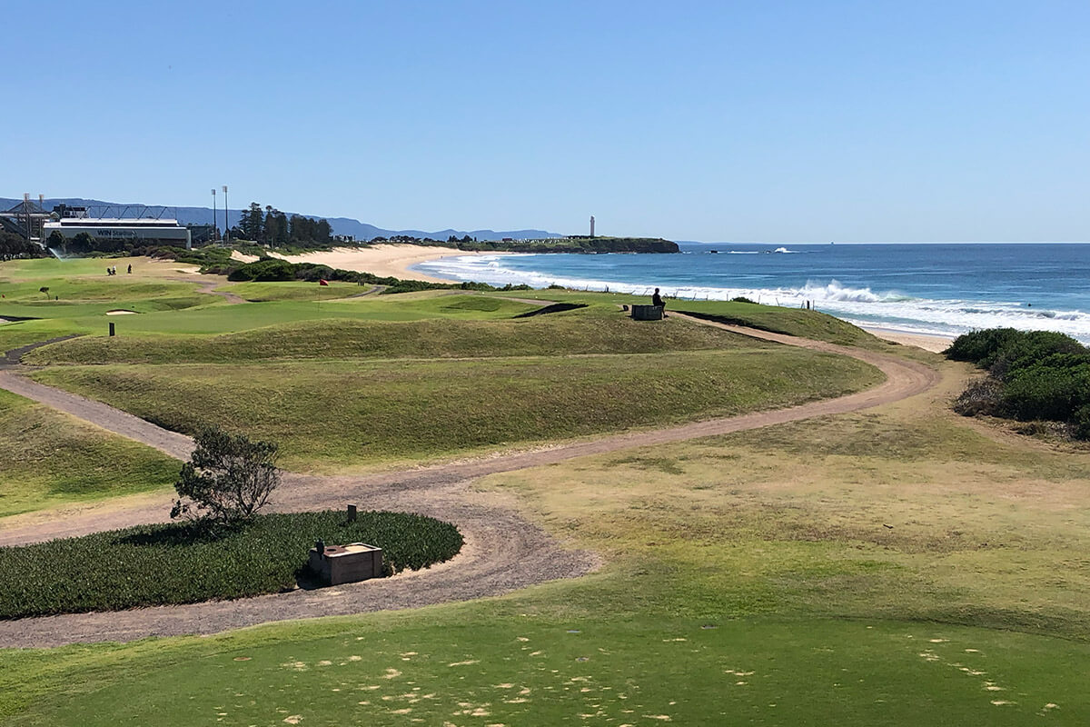 Photo shows the Wollongong Golf Course and its close proximity to the beach with spectacular views out towards the lighthouse.